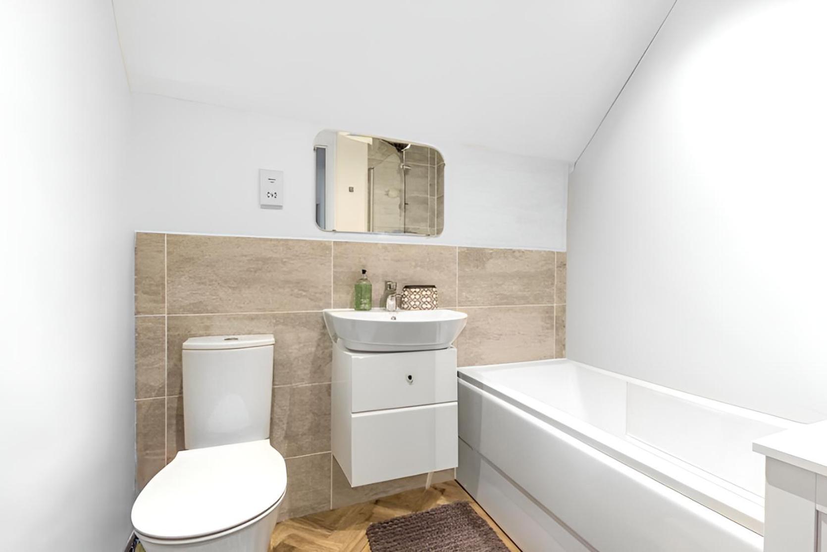 Апартаменты Your Camden Place, For 8 Лондон